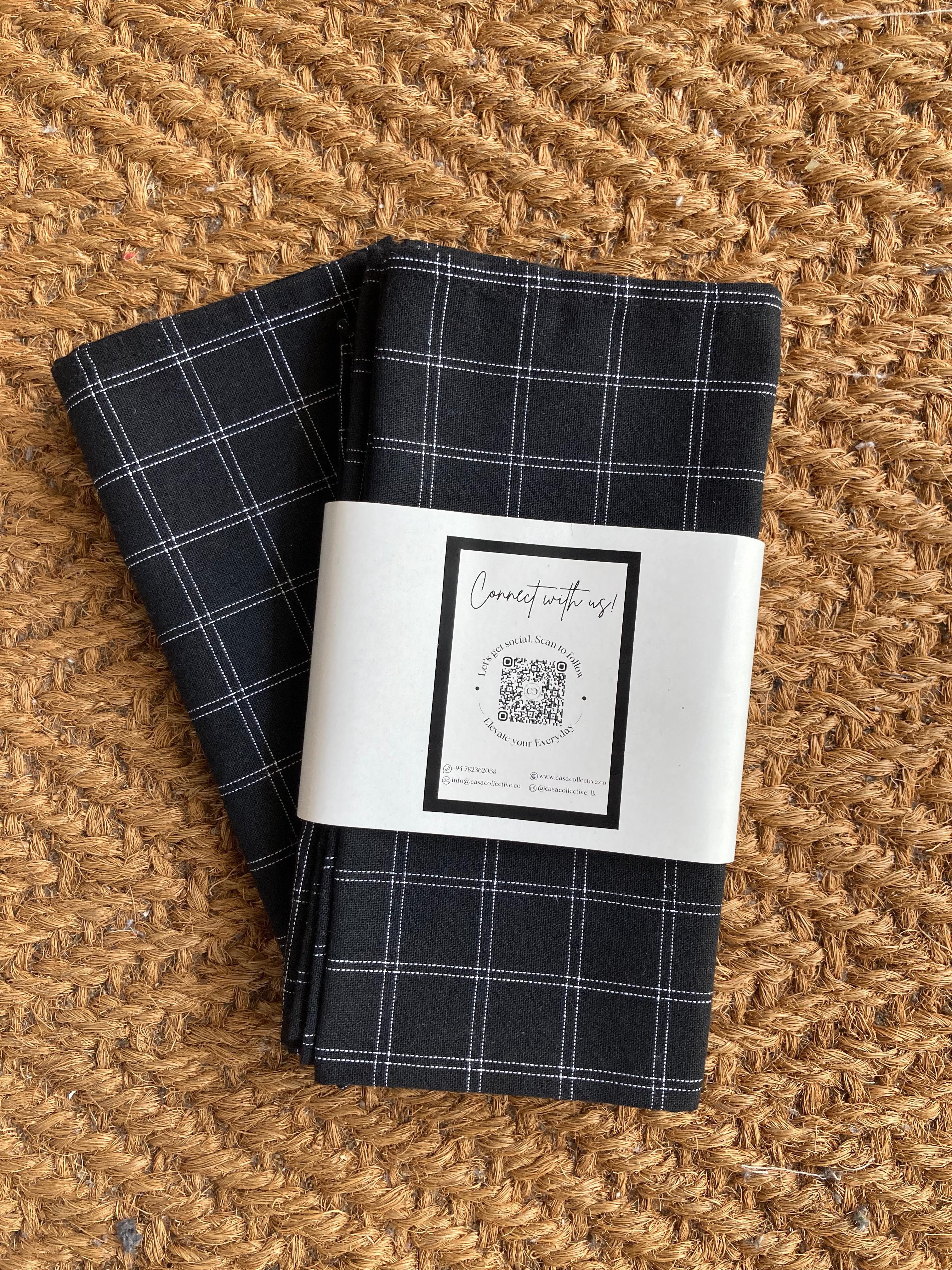 Napkins in Black and White - Set of 4